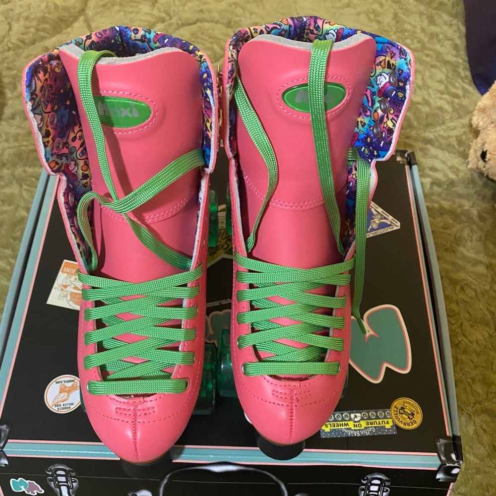 Moxi Beach Bunny Size 8